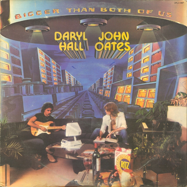 Daryl Hall  John Oates - Bigger Than Both Of Us