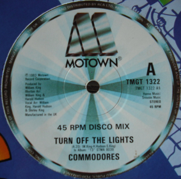 COMMODORES - TURN OFF THE LIGHTS