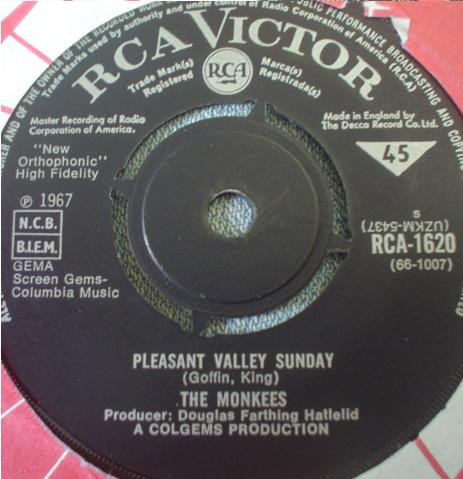The Monkees - Pleasant Valley Sunday  Words