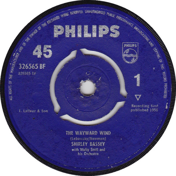 Shirley Bassey - The Wayward Wind